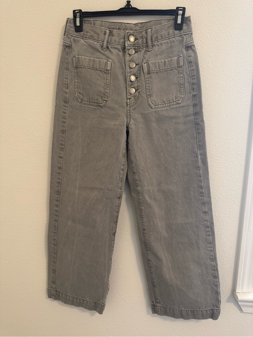 American Eagle Gray High Rise Button Fly Wide Leg Crop Jeans Size 2